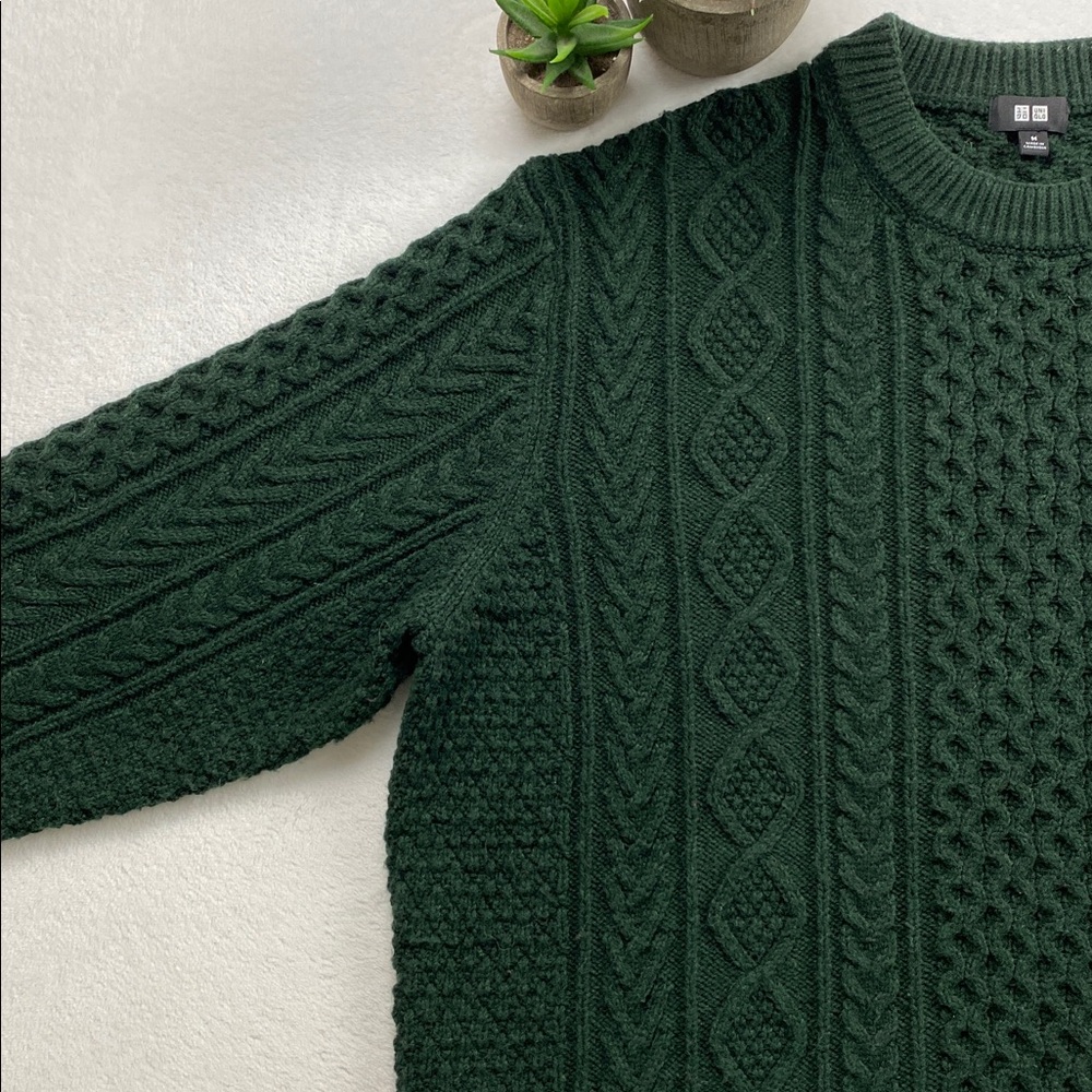 Uniqlo Low Gauge Multi Knit Crewneck Long Sleeve Pullover Sweater (Dark Green) - Picture 8 of 16